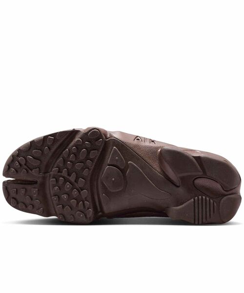 NIKE（ナイキ）の「ナイキ エア リフト ウィメンズシューズ / Nike Air Rift Women's Shoes IO8738-214 Mink Brown（スニーカー・レディース・ブラウン系その他・22/23/24/25/26）」の5枚目の写真