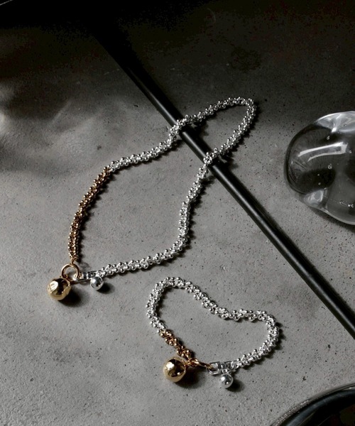 Soierie(ソワリー)の「【ZOZOTOWN 別注】ポム チェーン ネックレス / Pome chain necklace(ネックレス・レディース・シルバー×ゴールド・FREE)」の14枚目の写真