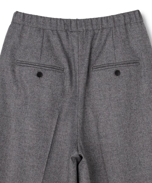 uncrave(アンクレイヴ)の「フランネル バミューダパンツ(その他パンツ・レディース・グレー系/ダルブルー系・1)」の4枚目の写真