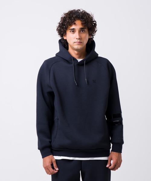 Hurley （ハーレー）の「【Hurley:ハーレー】ファントムスウェットフーディー　プルオーバーパーカー　ストレッチ　吸水速乾　PHANTOM SWEAT BP HOODIE（パーカー・メンズ・カーキブラウン/ブラック/オフホワイト/オレンジ系その他/ブラック系その他/ブラック×ホワイト・MEDIUM/X-LARGE/LARGE/SMALL）」の4枚目の写真