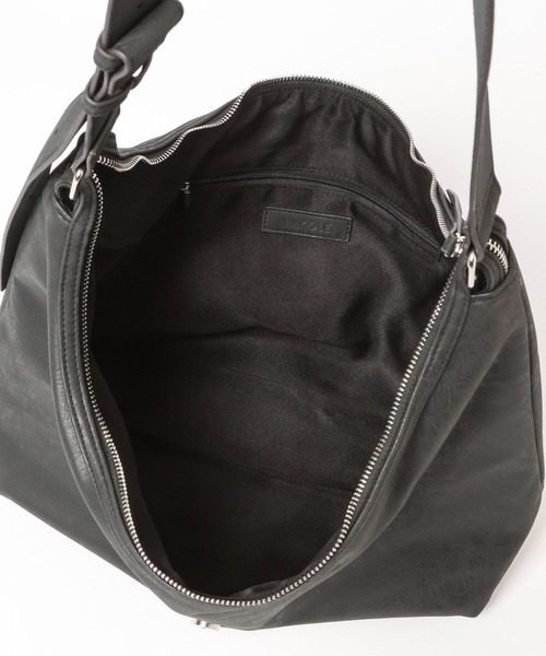 LAKOLE（ラコレ）の「ベルトデザインミドルショルダーバッグ / 604684（ショルダーバッグ・レディース・ブラック/ブラウン/オフホワイト・FREE）」の12枚目の写真
