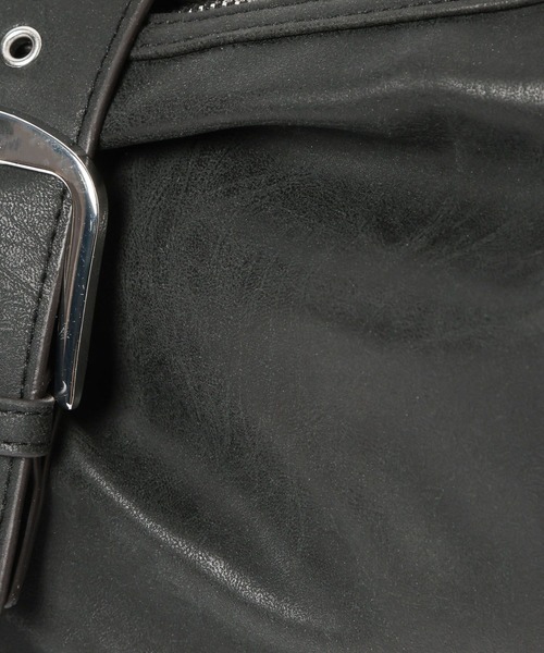 LAKOLE（ラコレ）の「ベルトデザインミドルショルダーバッグ / 604684（ショルダーバッグ・レディース・ブラック/ブラウン/オフホワイト・FREE）」の17枚目の写真