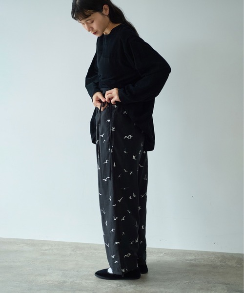yuni（ユニ　）の「bird刺繍　drawstrings パンツ（その他パンツ・レディース・ブラック・FREE）」の9枚目の写真