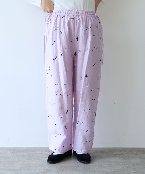 yuni(ユニ )の「bird刺繍 drawstrings パンツ(その他パンツ・レディース・ブラック/パープル・FREE)」の22枚目の写真
