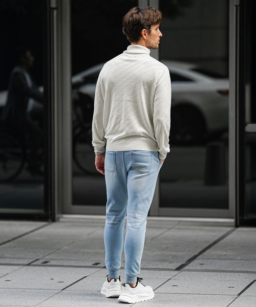 JOKER（ジョーカー）の「発熱・保温バイアス柄ニット（2型）メンズ クルーネック タートルネック 薄手 ホワイト ブラック ハイゲージ 春服 冬服（ニット/セーター・メンズ・ブラック/グレー系その他/グレー/ブラック系その他/ホワイト/ホワイト系その他・XL/M/L）」の8枚目の写真