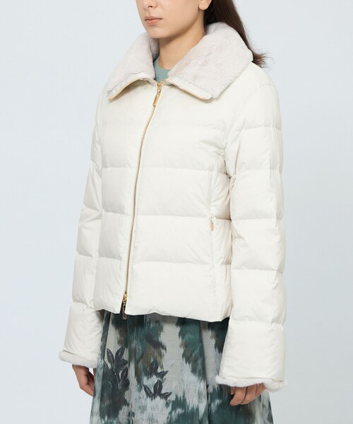 エアリーグレースストレッチダウン ショートコート（ダウンジャケット