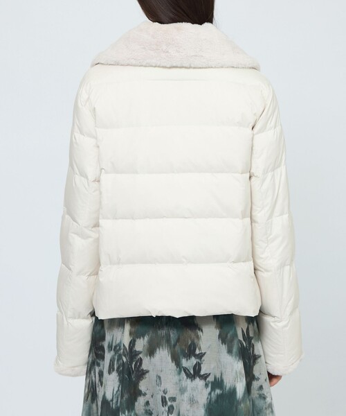 エアリーグレースストレッチダウン ショートコート（ダウンジャケット