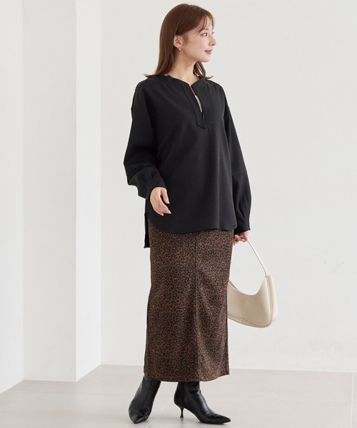 LAVEANGE（ラビアンジェ）の「タックスリーブブラウス（シャツ/ブラウス・レディース・ブラック/ベージュ・M/5L/4L/3L/LL）」の9枚目の写真