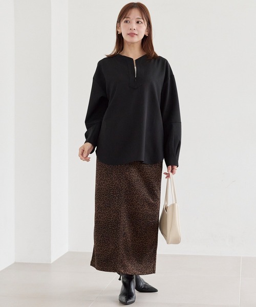LAVEANGE（ラビアンジェ）の「タックスリーブブラウス（シャツ/ブラウス・レディース・ブラック/ベージュ・M/5L/4L/3L/LL）」の10枚目の写真