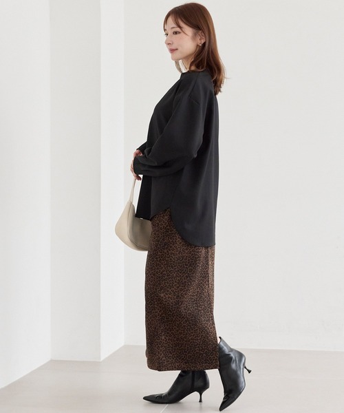 LAVEANGE（ラビアンジェ）の「タックスリーブブラウス（シャツ/ブラウス・レディース・ブラック/ベージュ・M/5L/4L/3L/LL）」の11枚目の写真