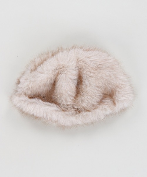 SPINNS(スピンズ)の「フェイクファーハット(ハット・レディース・ベージュ/アイボリー・ONESIZE)」の4枚目の写真