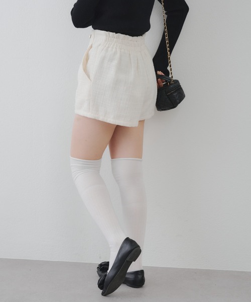 continuer de NICE CLAUP（コンティニューデナイスクラップ）の「【セットアップ対応】金釦ツイードショートパンツ（その他パンツ・レディース・その他1/アイボリー/ブラック・FREE）」の8枚目の写真