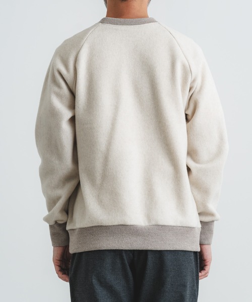 quadro（クオドロ）の「ウールカノコビーバークルーネックプルオーバー（ニット/セーター・メンズ・チャコール/ベージュ/ネイビー・MEDIUM）」の4枚目の写真