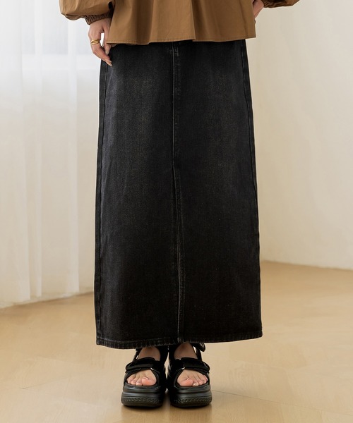 DAY CLOSET(デイ クローゼット)の「【縦ラインで脚長効果/ピーチスキン加工】フロントスリットナローデニムスカート レディース(デニムスカート・レディース・ブルー/ブラック・L/M)」の7枚目の写真