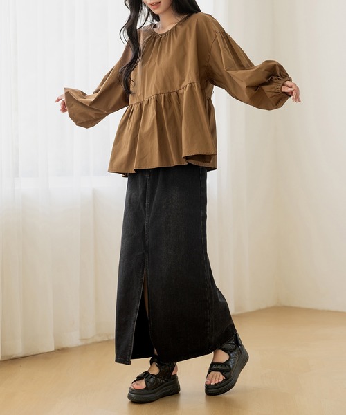 DAY CLOSET(デイ クローゼット)の「【縦ラインで脚長効果/ピーチスキン加工】フロントスリットナローデニムスカート レディース(デニムスカート・レディース・ブルー/ブラック・L/M)」の10枚目の写真