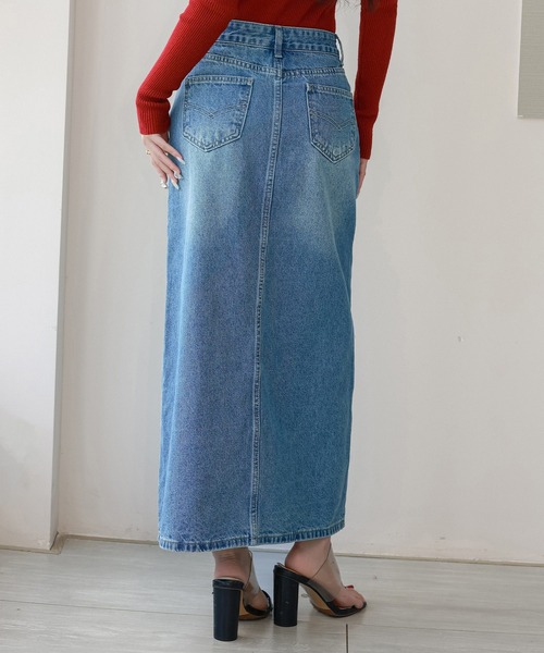 DAY CLOSET(デイ クローゼット)の「【縦ラインで脚長効果/ピーチスキン加工】フロントスリットナローデニムスカート レディース(デニムスカート・レディース・ブルー/ブラック・L/M)」の13枚目の写真