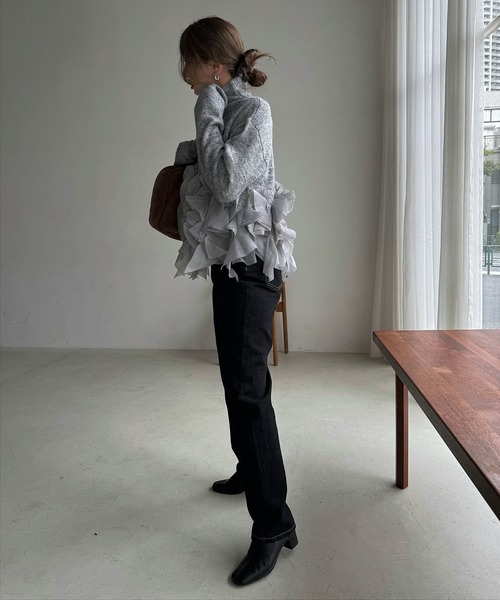 WILLFULLY(ウィルフリー)の「elastic waist more high denim PT(デニムパンツ・レディース・ブラック/ブルー・S/M)」の5枚目の写真