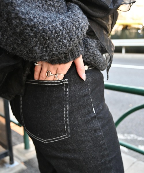 WILLFULLY(ウィルフリー)の「elastic waist more high denim PT(デニムパンツ・レディース・ブラック/ブルー・S/M)」の17枚目の写真