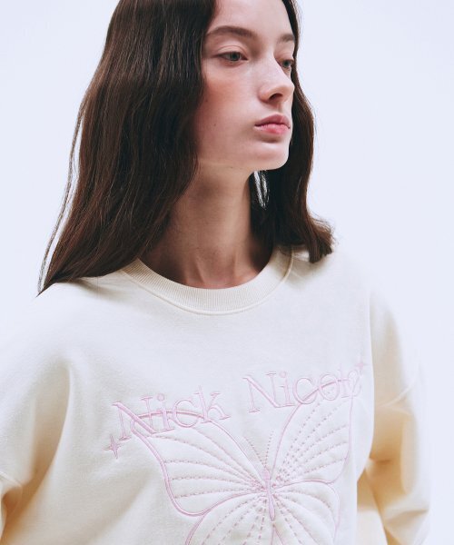 NICK&NICOLE(ニックアンドニコール)の「SHINE BUTTERFLY SWEATSHIRT_CREAM PINK(スウェット・レディース・その他・FREE)」の3枚目の写真