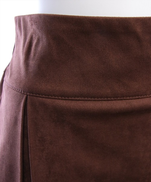 clear（クリア）の「フェイクスエードボックスプリーツミニスカート[大人 フェミニン ガーリー]≪AW新作≫（スカート・レディース・ブラウン/キャメル・F）」の14枚目の写真