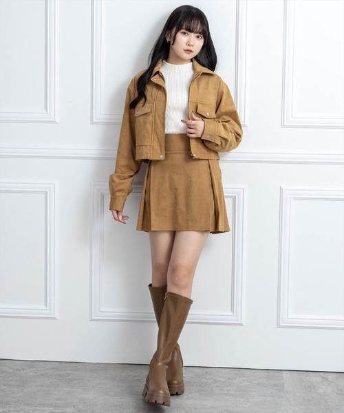 clear（クリア）の「フェイクスエードボックスプリーツミニスカート[大人 フェミニン ガーリー]≪AW新作≫（スカート・レディース・ブラウン/キャメル・F）」の16枚目の写真