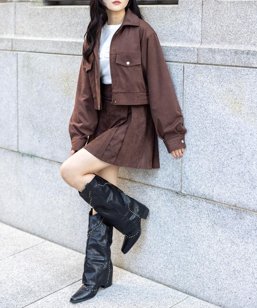 clear（クリア）の「フェイクスエードボックスプリーツミニスカート[大人 フェミニン ガーリー]（スカート・レディース・ブラウン/キャメル・F）」の5枚目の写真