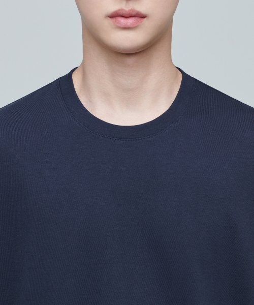 MUSINSA STANDARD（ムシンサスタンダード）の「エクストラオーバーサイズクルーネックTシャツ[ネイビー]（Tシャツ/カットソー・メンズ・その他・LARGE/X-LARGE/XX-LARGE/XXX-LARGE/SMALL/MEDIUM）」の4枚目の写真