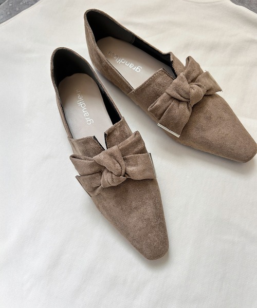 grandfleur（グランドフルール）の「柔らかスエード素材の2wayバブーシュ パンプス（パンプス・レディース・ブラウン/ブラック/カーキ・22.5cm/23.0cm/23.5cm/24.0cm/24.5cm）」の5枚目の写真