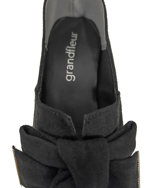 grandfleur（グランドフルール）の「柔らかスエード素材の2wayバブーシュ パンプス（パンプス・レディース・ブラウン/ブラック/カーキ・22.5cm/23.0cm/23.5cm/24.0cm/24.5cm）」の17枚目の写真