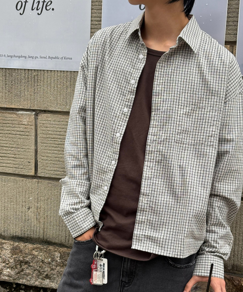 SIGNATURE（シグネチャ）の「クロップチェックシャツ[ホワイト]（シャツ/ブラウス・レディース・その他・MEDIUM/LARGE）」の4枚目の写真