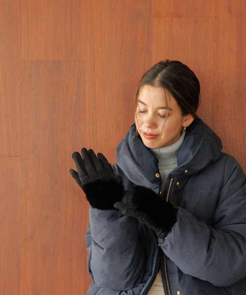 BAYFLOW(ベイフロー)の「3WAYファーニットグローブ(手袋・レディース・ブラック/グレー/ベージュ・FREE)」の2枚目の写真