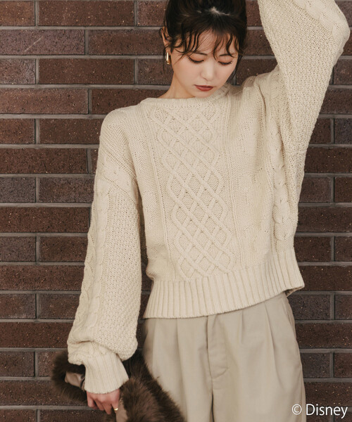 FREAK'S STORE（フリークスストア）の「限定展開 FREAK'S STORE×前田亜美/Disney/Mickey Mouse/ミッキーマウス/ケーブル ニット プルオーバー（ニット/セーター・レディース・ネイビー/ナチュラル・ﾌﾘ-）」の4枚目の写真