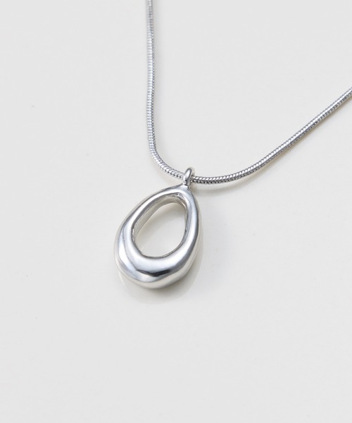 PAPILLONNER（パピヨネ）の「オーバルスライド2WAYネックレス（ネックレス・レディース・シルバー/ゴールド・FREE）」の5枚目の写真