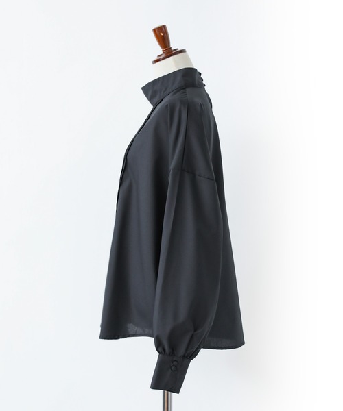 n'OrLABEL（ノアールレーベル）の「『ピンタックレーススタンドカラーブラウス』（シャツ/ブラウス・レディース・ブラック/オフホワイト・2/1）」の21枚目の写真