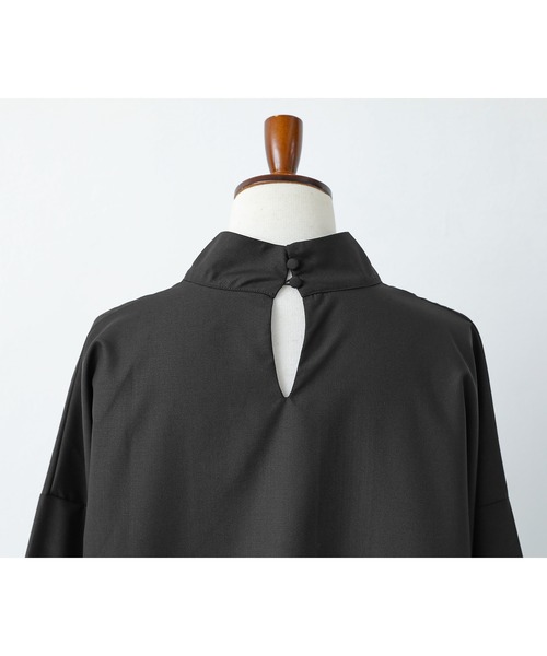 n'OrLABEL（ノアールレーベル）の「『ピンタックレーススタンドカラーブラウス』（シャツ/ブラウス・レディース・ブラック/オフホワイト・2/1）」の9枚目の写真