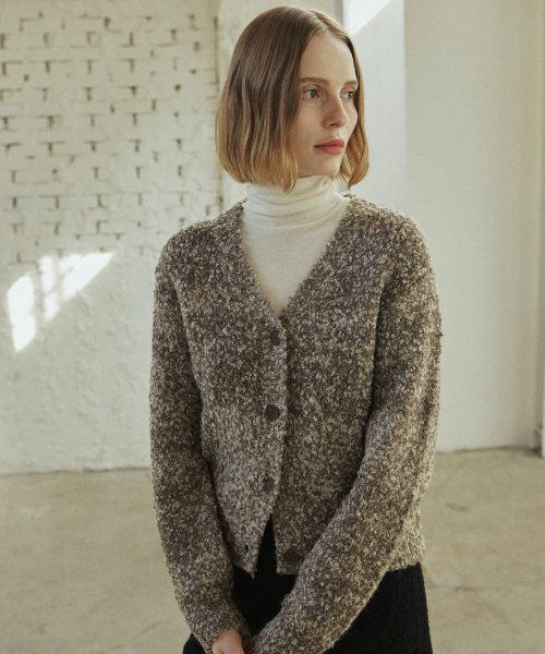 YUPPE(ヨッペ)の「BOUCLE CARDIGAN_BROWN(カーディガン/ボレロ・レディース・その他・FREE)」の4枚目の写真