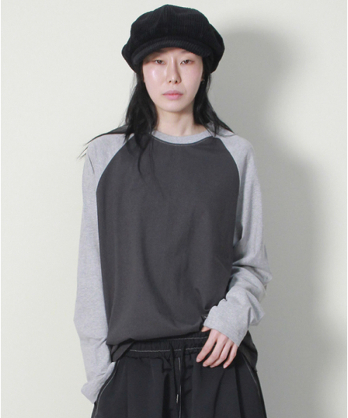 DEMARC（ドゥマーク）の「ルーズフィットカラーミックスラグランTシャツグレー&チャコール（Tシャツ/カットソー・レディース・その他・MEDIUM/LARGE）」の6枚目の写真