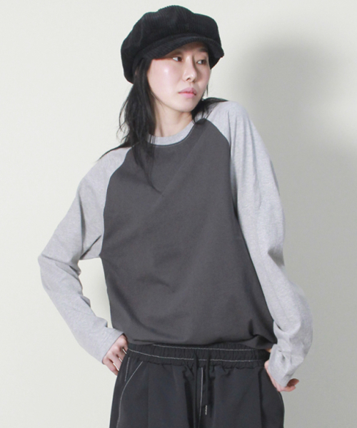 DEMARC（ドゥマーク）の「ルーズフィットカラーミックスラグランTシャツグレー&チャコール（Tシャツ/カットソー・レディース・その他・MEDIUM/LARGE）」の7枚目の写真