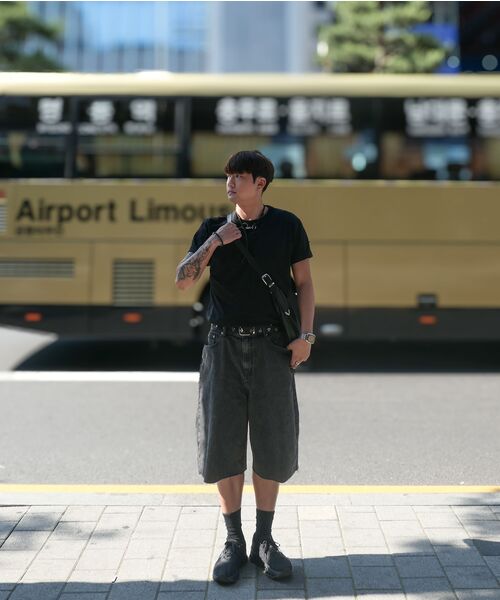 ANOLORCODE（アノローコード）の「ストライプカットオフデニムパンツ（ブラック）（その他パンツ・レディース・その他・SMALL/MEDIUM/LARGE）」の11枚目の写真