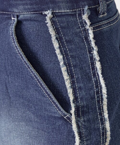 Jena espace merveilleux（ジェナ　エスパスメルヴェイユ）の「サイドフリンジデニムスカート（スカート・レディース・ブラック/ネイビー・FREE）」の17枚目の写真