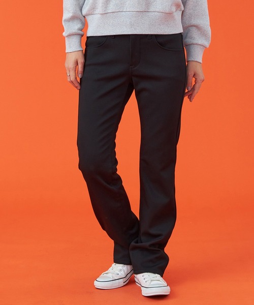 EDWIN（エドウィン）の「【WEB限定】EDWIN LADIES ハタラクロ BODY FIREストレートパンツ【暖】【冬用】（その他パンツ・レディース・ブラック・X-SMALL/SMALL/MEDIUM/LARGE/X-LARGE）」の2枚目の写真