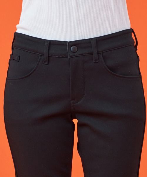EDWIN（エドウィン）の「【WEB限定】EDWIN LADIES ハタラクロ BODY FIREストレートパンツ【暖】【冬用】（その他パンツ・レディース・ブラック・X-SMALL/SMALL/MEDIUM/LARGE/X-LARGE）」の6枚目の写真
