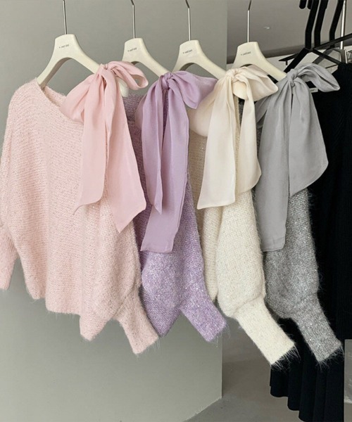 Miniministore(ミニミニストア)の「ラメシャギーニットオフショルダートップス(ニット/セーター・レディース・グレー/ピンク/アイボリー/ラベンダー・FREE)」の7枚目の写真