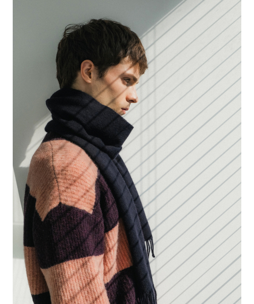 POKER FACE（ポーカーフェイス）の「BLOCK ROUND NECK KINT DEEP PEACH/BURGUNDY（ニット/セーター・メンズ・バーガンディー・46/48/50）」の5枚目の写真