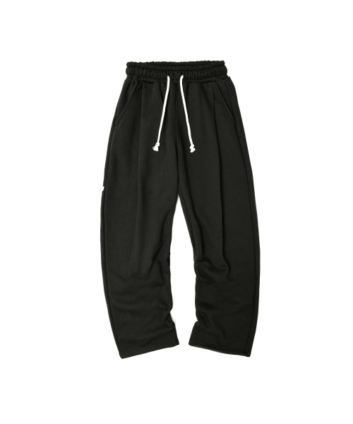 AMOU(アモウ)の「Molly One Tuck Sweat Pants BLACK(スウェットパンツ・レディース・その他・1/2)」の4枚目の写真