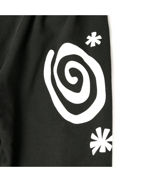 AMOU(アモウ)の「Molly One Tuck Sweat Pants BLACK(スウェットパンツ・レディース・その他・1/2)」の2枚目の写真