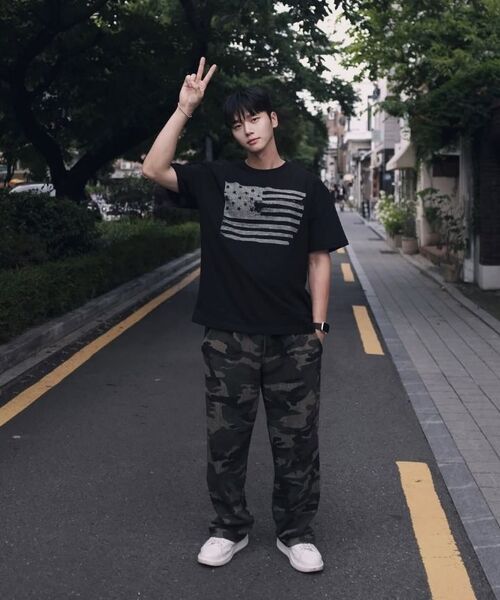 KANEITEI(カネイテイ)の「星条旗柄半袖シャツ(ブラック)(Tシャツ/カットソー・レディース・ブラック・MEDIUM/LARGE/X-LARGE)」の2枚目の写真