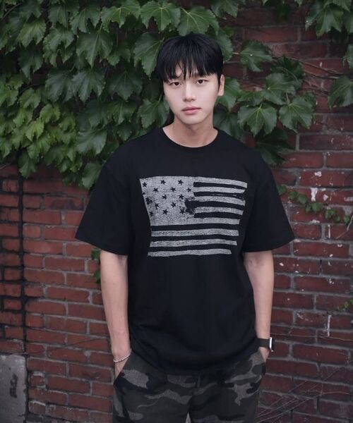 KANEITEI(カネイテイ)の「星条旗柄半袖シャツ(ブラック)(Tシャツ/カットソー・レディース・ブラック・MEDIUM/LARGE/X-LARGE)」の4枚目の写真