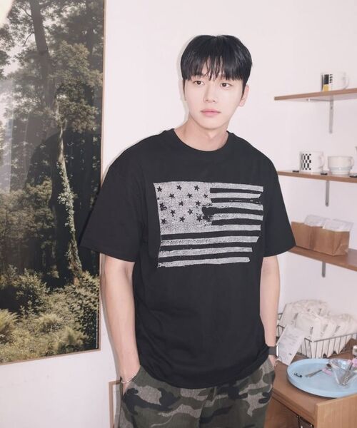 KANEITEI(カネイテイ)の「星条旗柄半袖シャツ(ブラック)(Tシャツ/カットソー・レディース・ブラック・MEDIUM/LARGE/X-LARGE)」の6枚目の写真