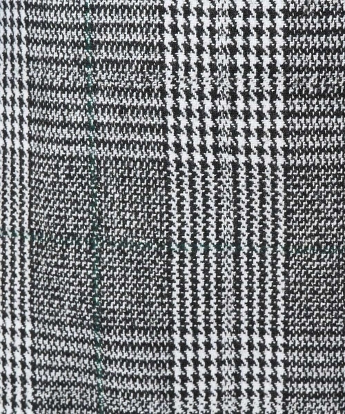 a.v.v(アーヴェヴェ)の「【雑誌InRed(宝島社)1月・2月合併号掲載】チェック柄フレアスカート(スカート・レディース・ブラック・40/38/36)」の11枚目の写真